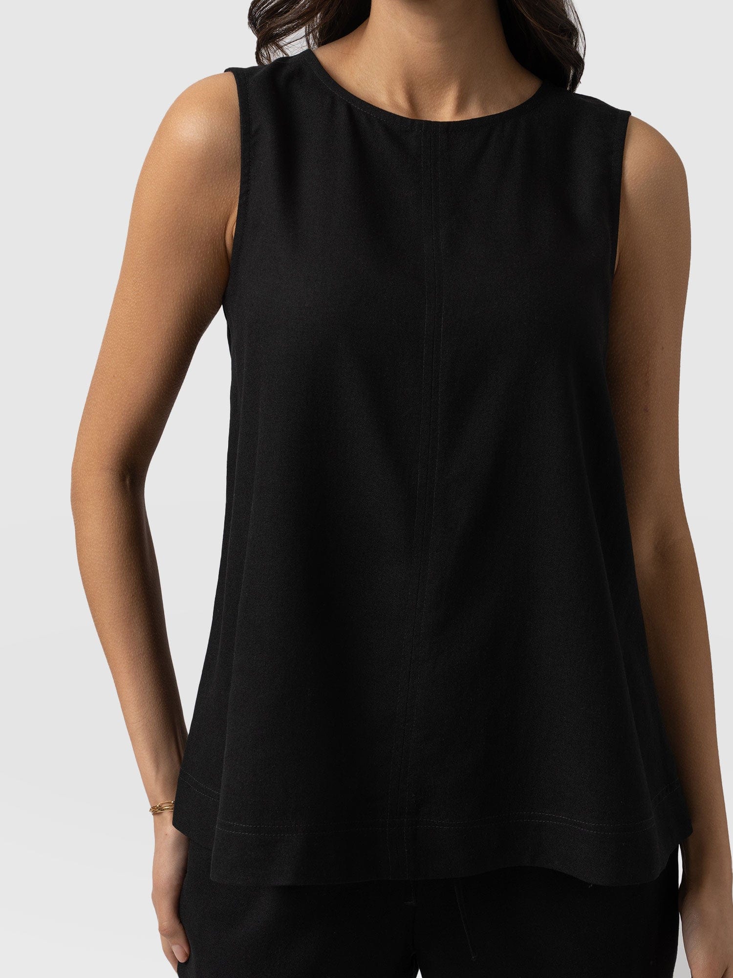 Corinne Tunic Black - Women's Tops | Saint + Sofia® UK